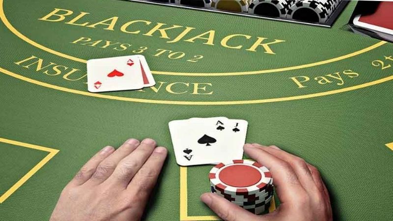 Các giai đoạn trong trò chơi bài Xì Dách online